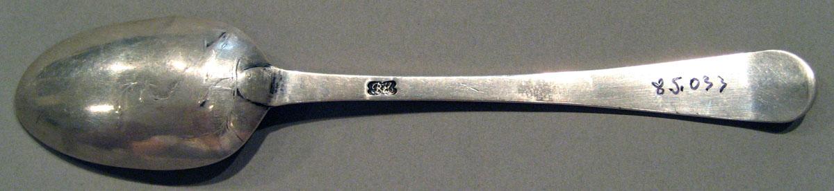 1998.0004.1553.006 Silver Spoon underside