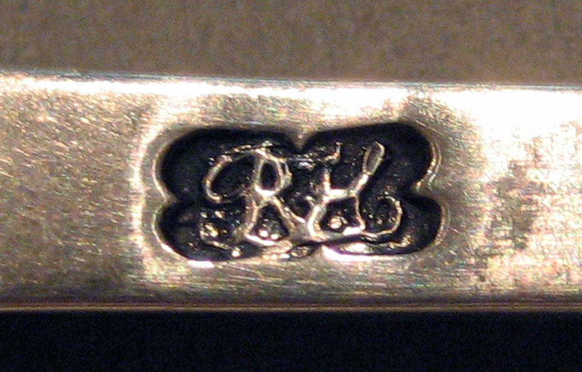 1998.0004.1553.006 Silver Spoon mark