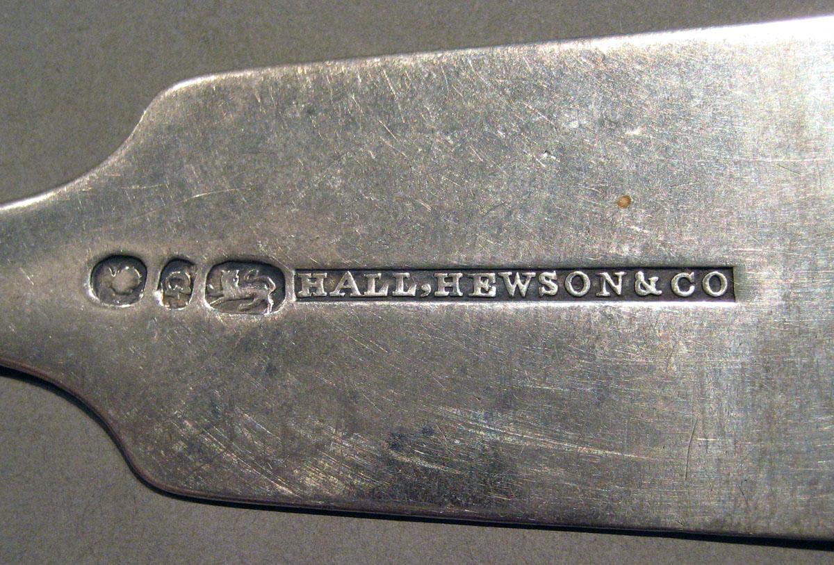 1998.0004.1556 Silver Spoon mark