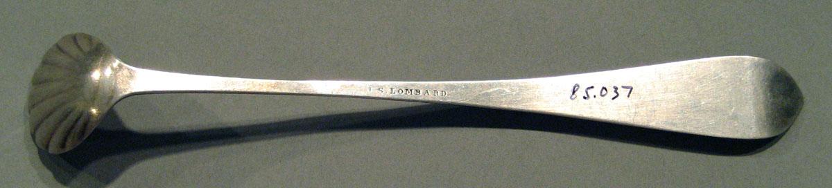 1998.0004.1557 Silver Spoon underside