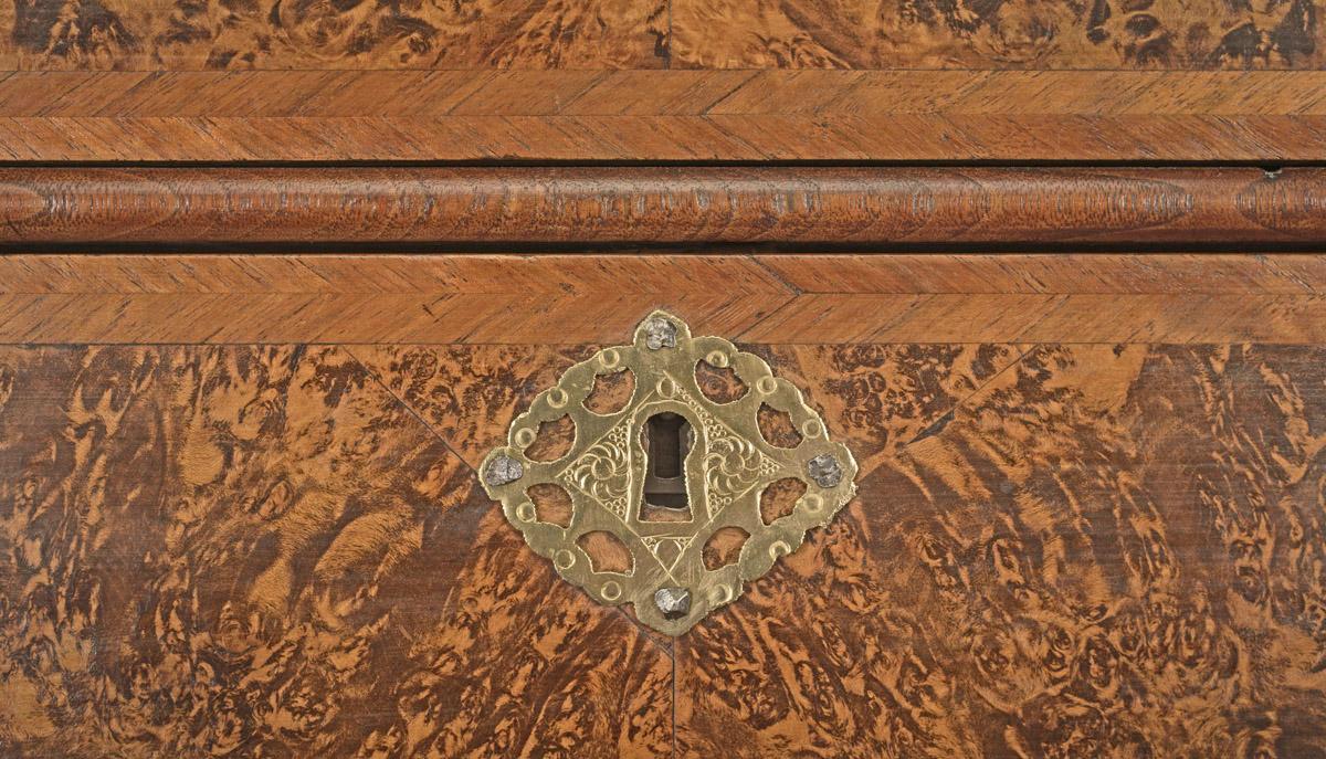 1958.0579 Chest of drawers, detail 4