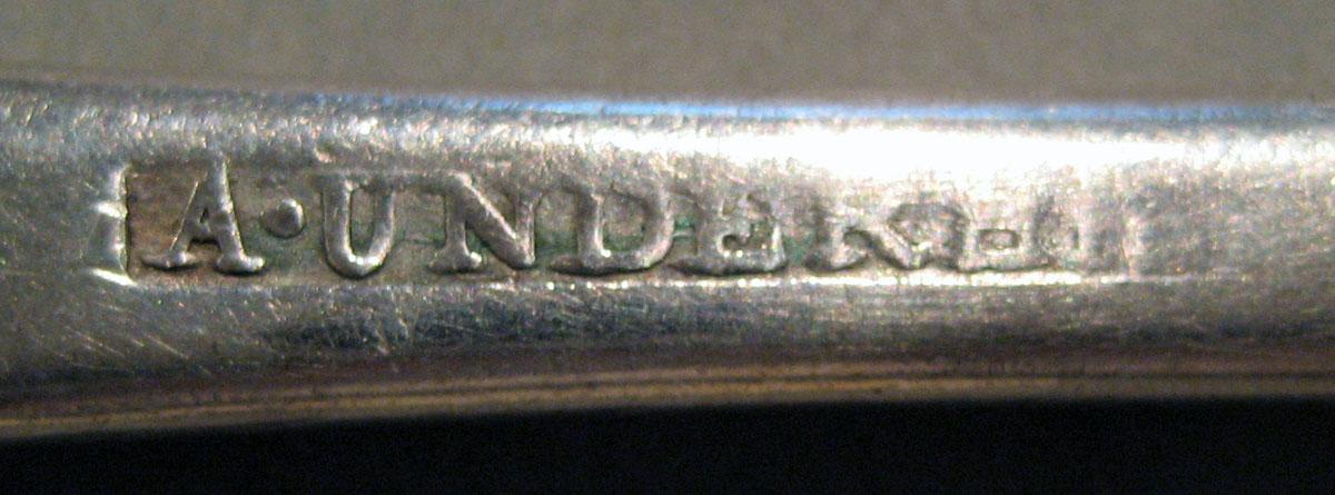 1998.0004.157 Silver Spoon mark