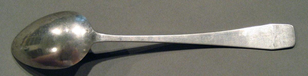 1998.0004.1672.002 Silver Spoon underside