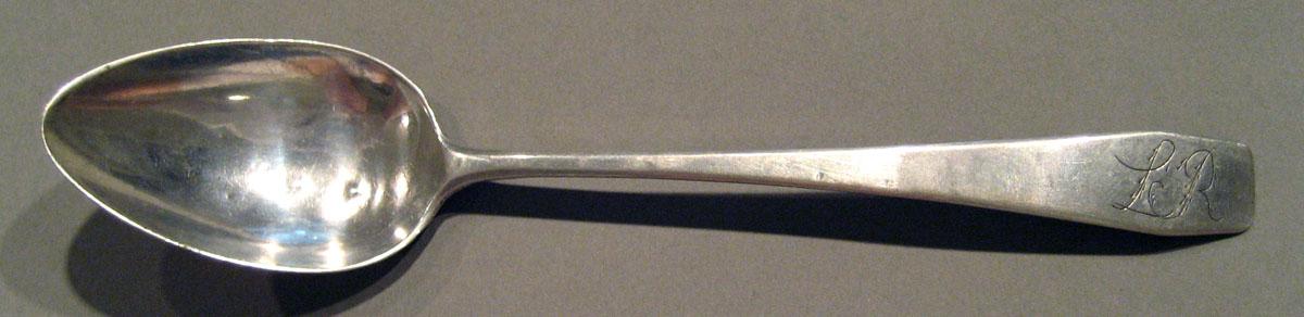 1998.0004.1672.004 Silver Spoon upper surface
