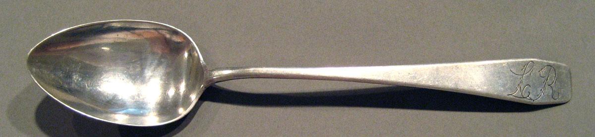 1998.0004.1672.005 Silver Spoon upper surface