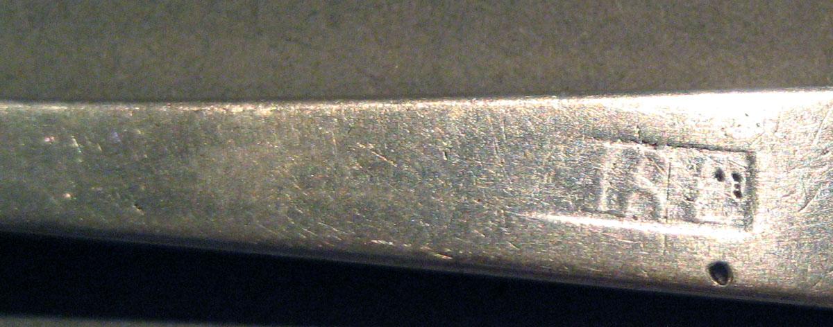 1998.0004.1672.005 Silver Spoon mark