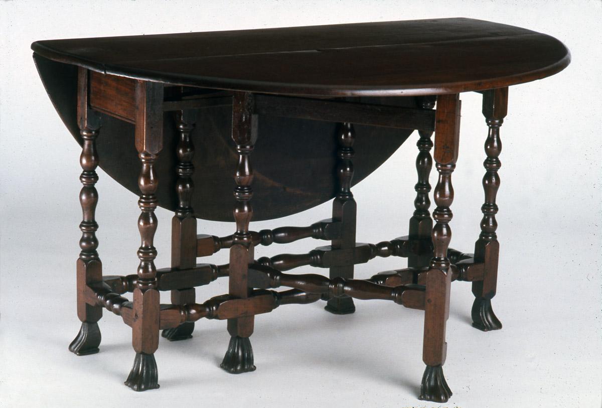 1958.0582 Table, Gate-Leg Table