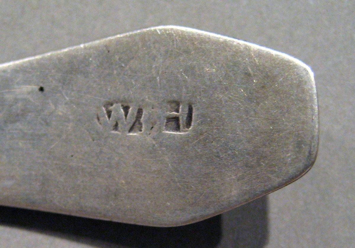 1998.0004.1676 Silver Spoon mark