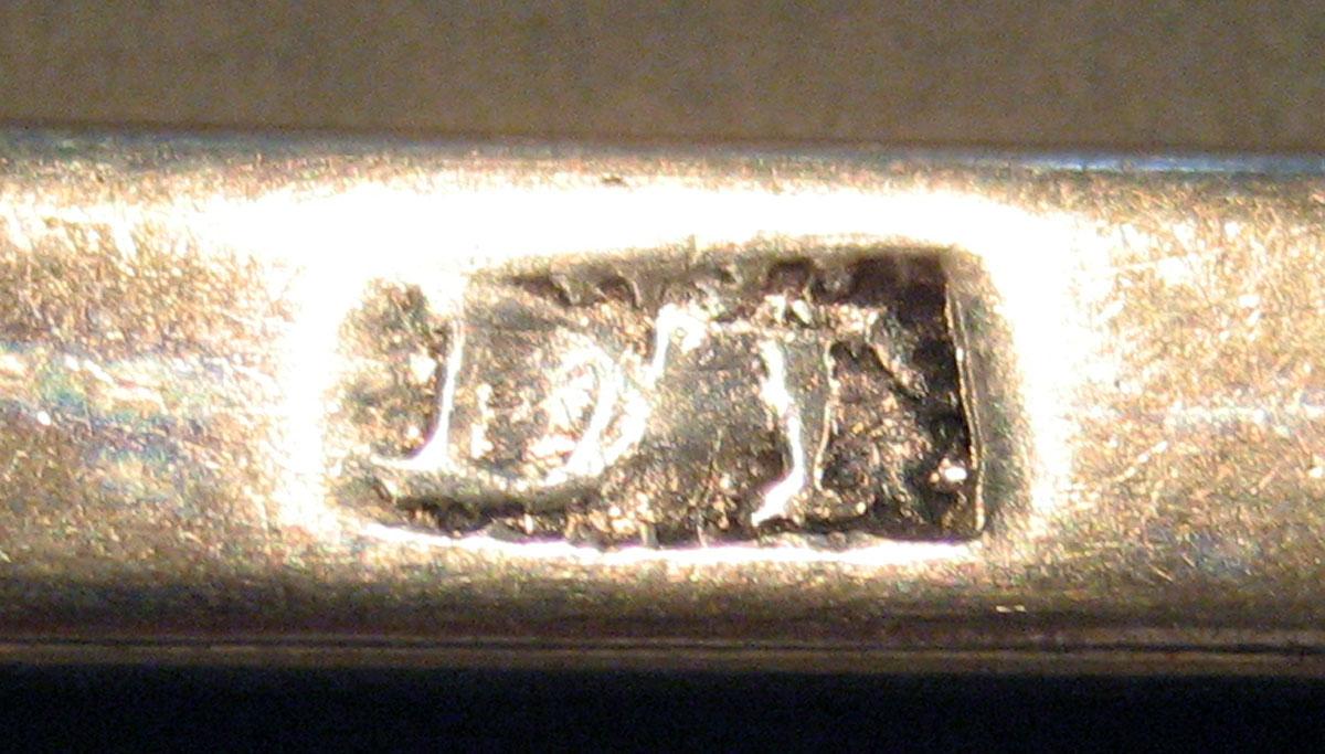 1998.0004.1684 Silver Spoon mark