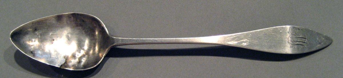 1998.0004.1685 Silver Spoon upper surface
