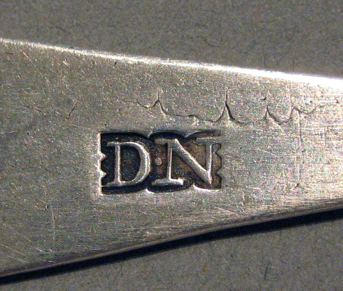 1998.0004.1685 Silver Spoon mark