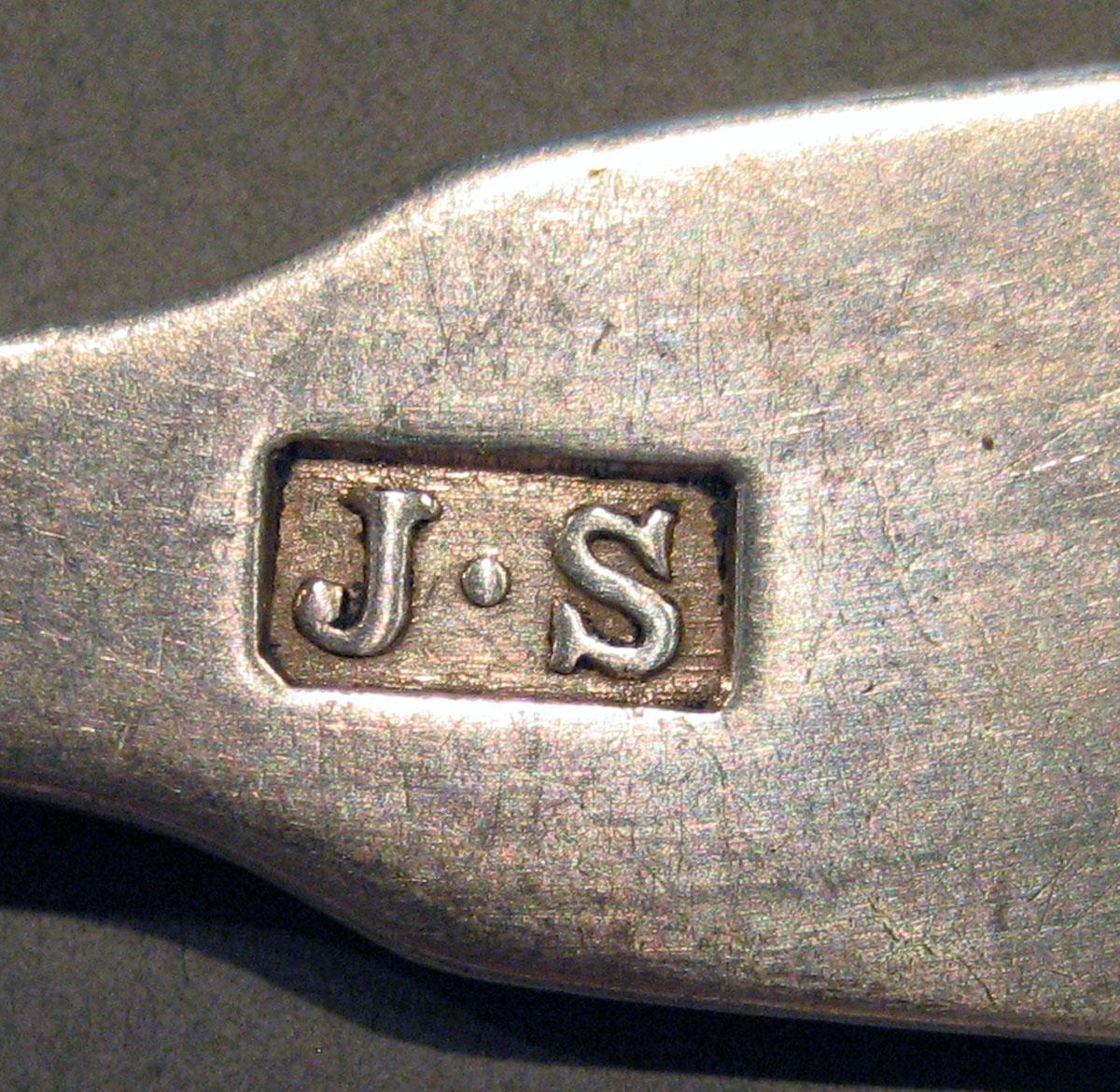 1998.0004.1690.003 Silver Spoon mark