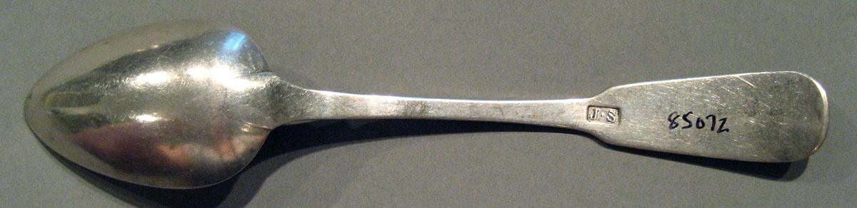 1998.0004.1690.005 Silver Spoon underside