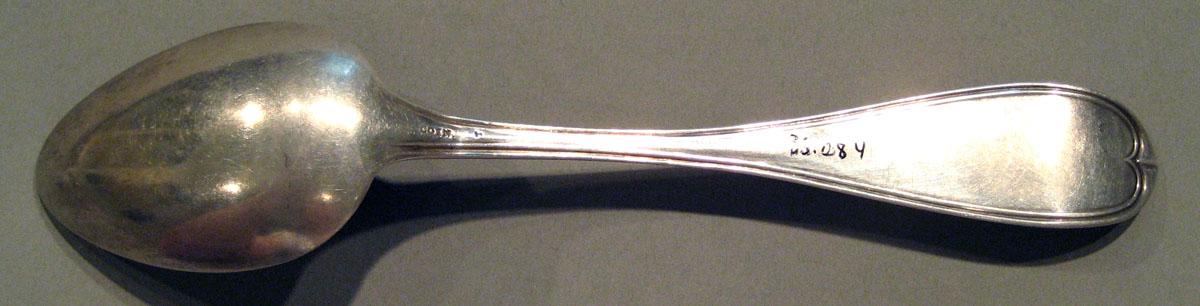 1998.0004.1701 Silver Spoon underside