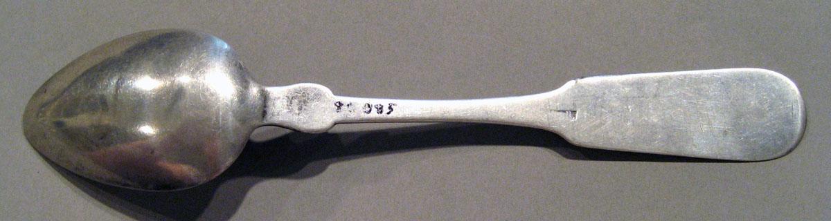 1998.0004.1702 Silver Spoon underside