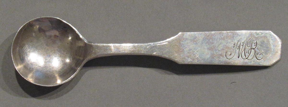 1998.0004.1711 spoon upper surface