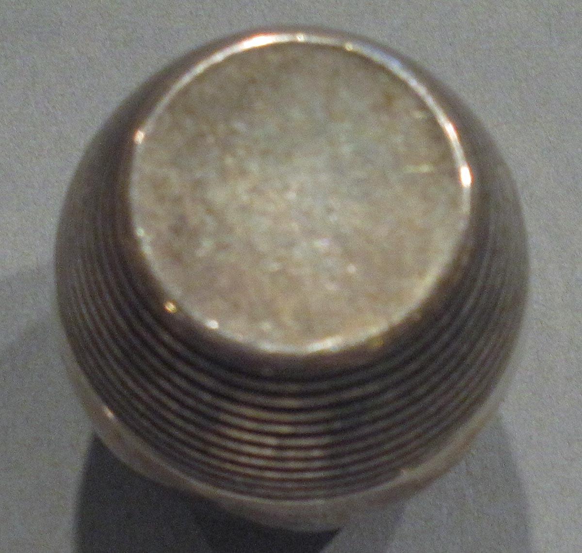 1998.0004.1723 grater top