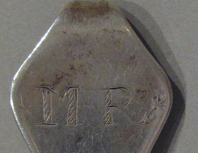 1998.0004.1728 spoon engraving
