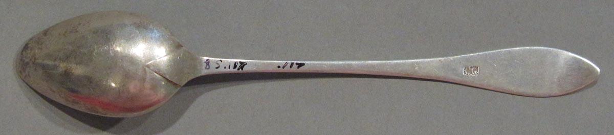 1998.0004.1733 spoon underside