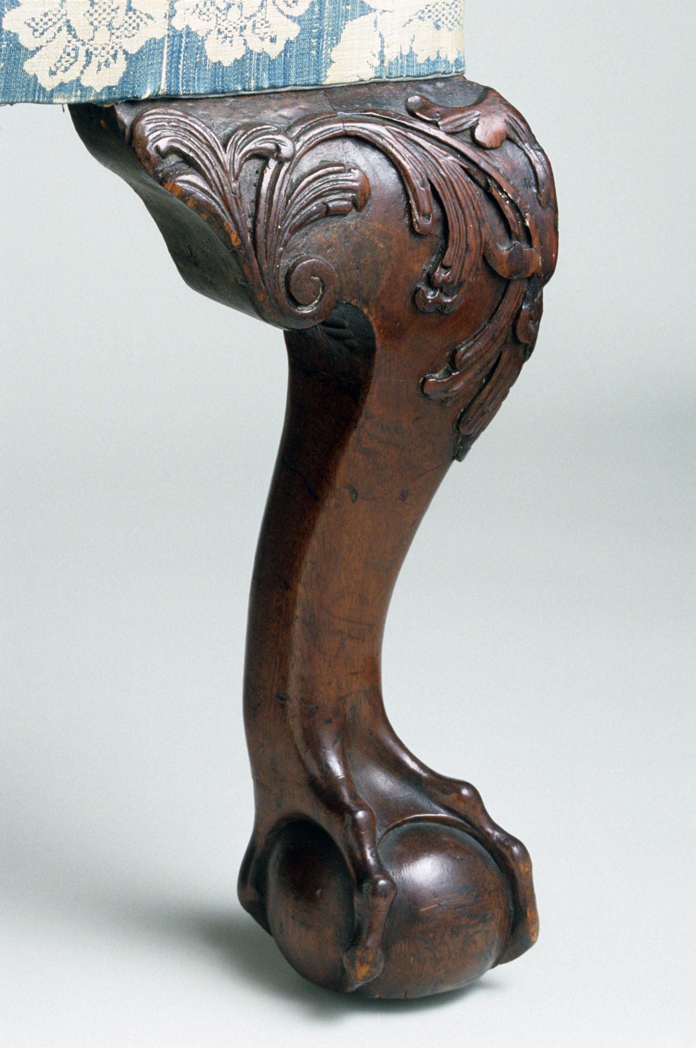 1958.0591 Easy chair, detail 1