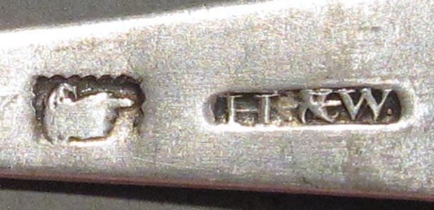 1998.0004.1737 spoon mark