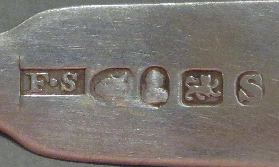 1998.0004.1742 spoon marks