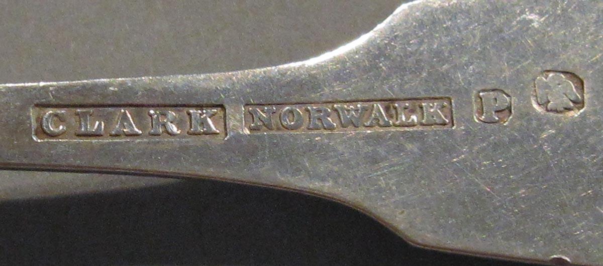 1998.0004.1743 spoon marks