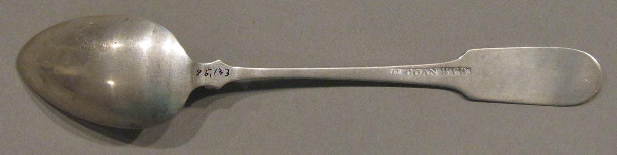 1998.0004.1749.001 spoon underside