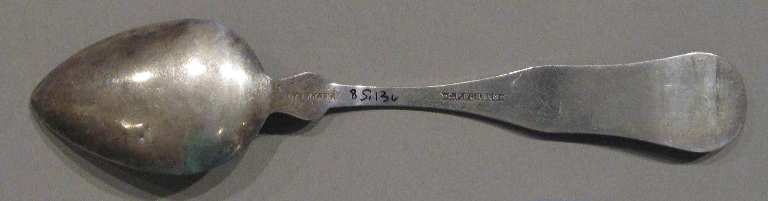 1998.0004.1752.002 spoon underside