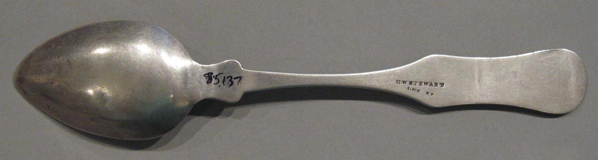 1998.0004.1753 spoon underside