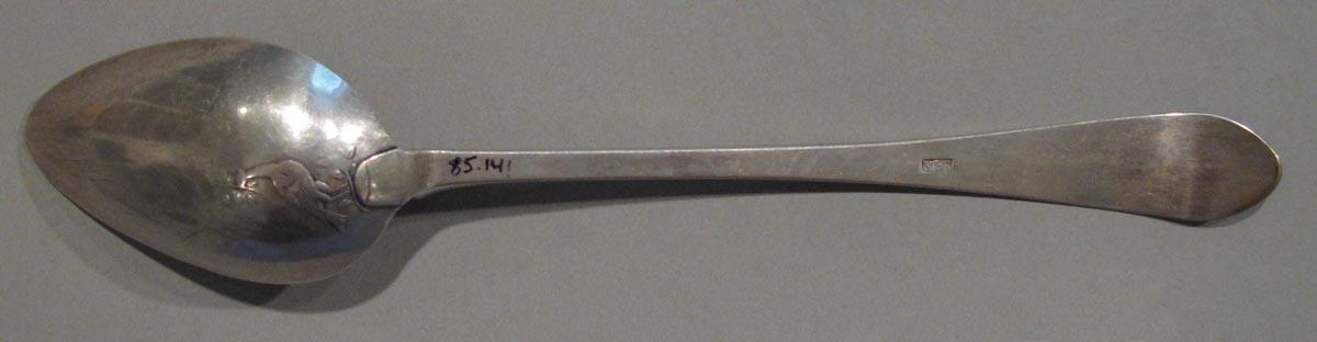 1998.0004.1758 spoon underside
