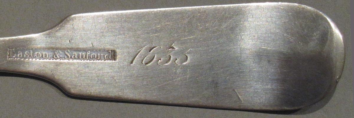 1998.0004.1766 spoon mark