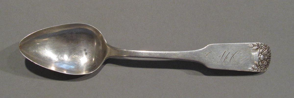 1998.0004.1767 spoon upper surface