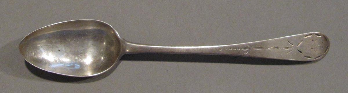 1998.0004.1768 spoon upper surface