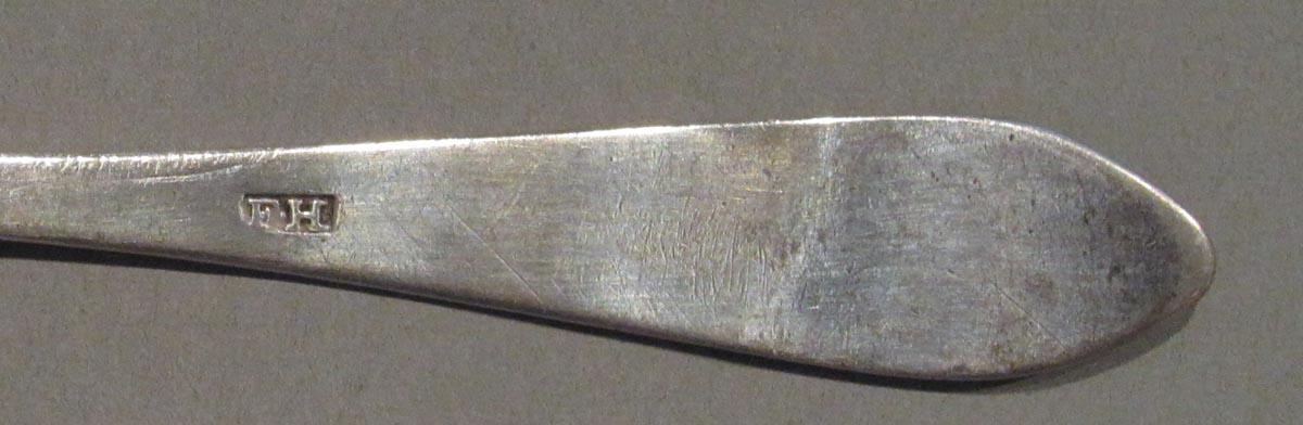 1998.0004.1769 spoon mark