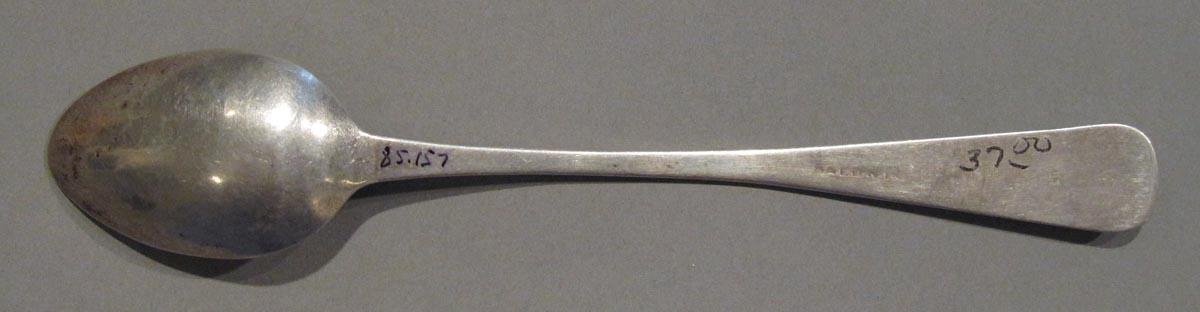 1998.0004.1773 spoon underside