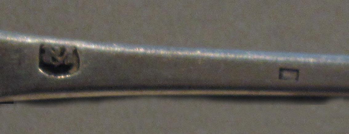1998.0004.1775.004 spoon mark