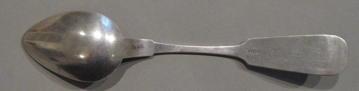 1998.0004.1792 spoon underside
