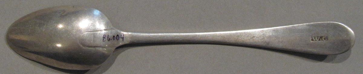 1998.0004.1794 spoon underside