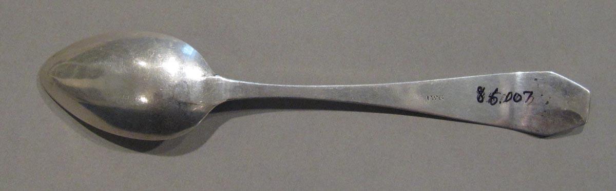 1998.0004.1797.001 spoon underside