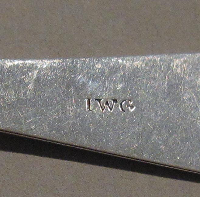 1998.0004.1797.001 spoon mark