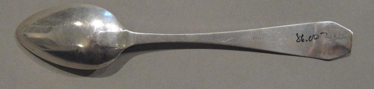1998.0004.1797.002 spoon underside