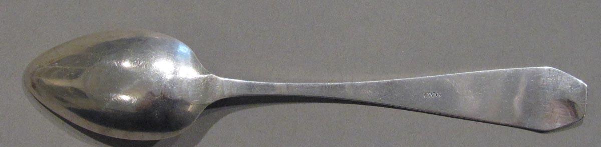 1998.0004.1797.006 spoon underside