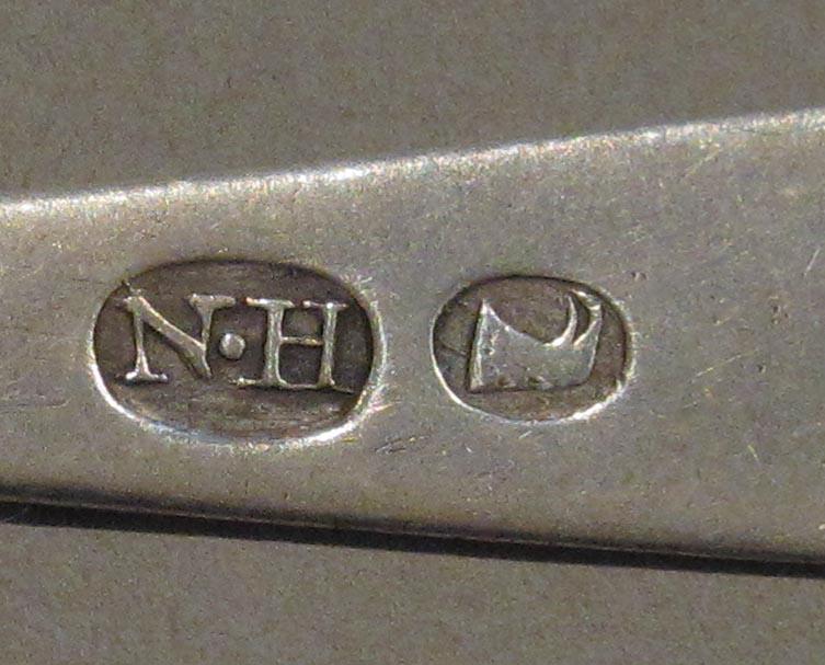 1998.0004.1800 spoon mark