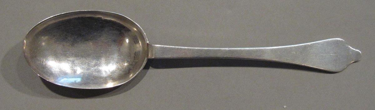 1998.0004.1804 spoon upper surface