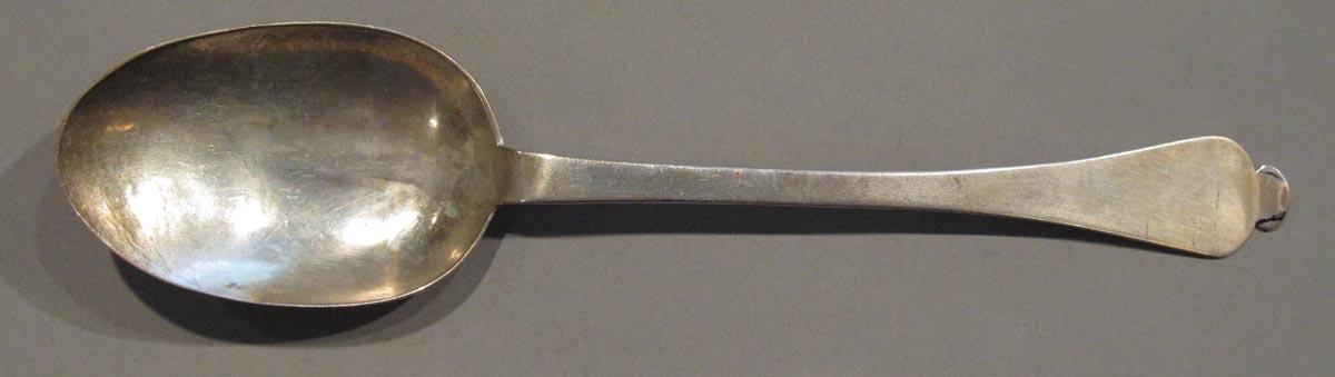 1998.0004.1807 spoon upper surface