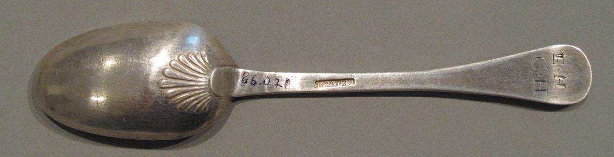 1998.0004.1811 spoon underside