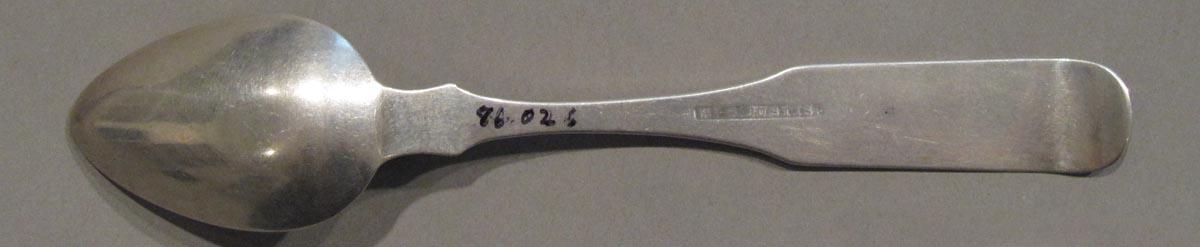 1998.0004.1816 spoon underside