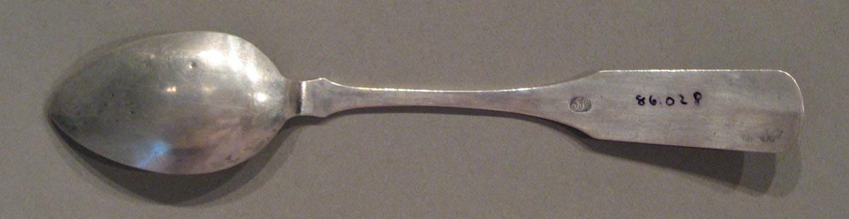 1998.0004.1818.001 spoon underside