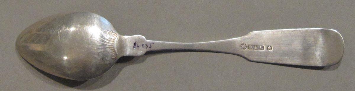1998.0004.1825 spoon underside
